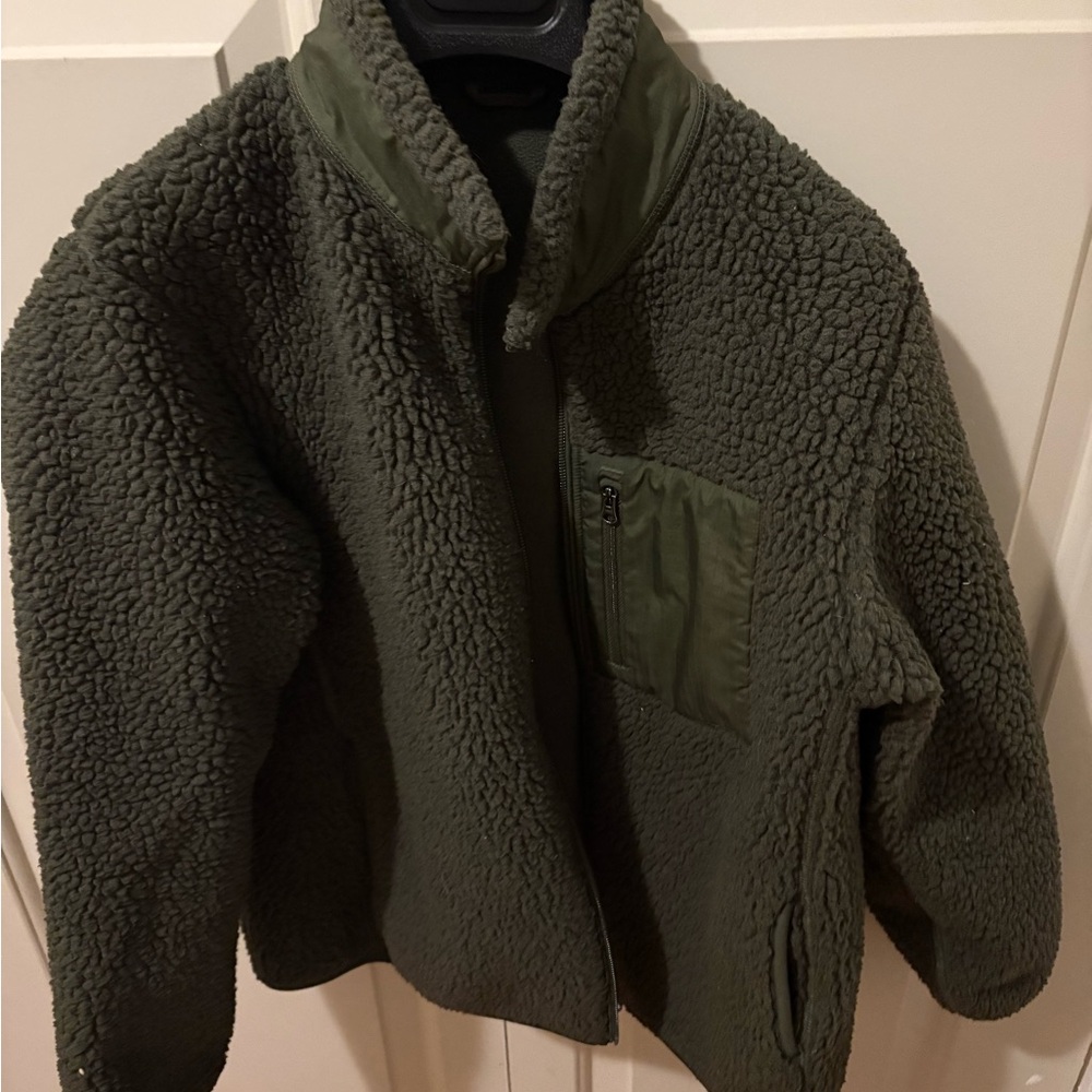 Uniqlo Kids Olive Green Fleece Jacket